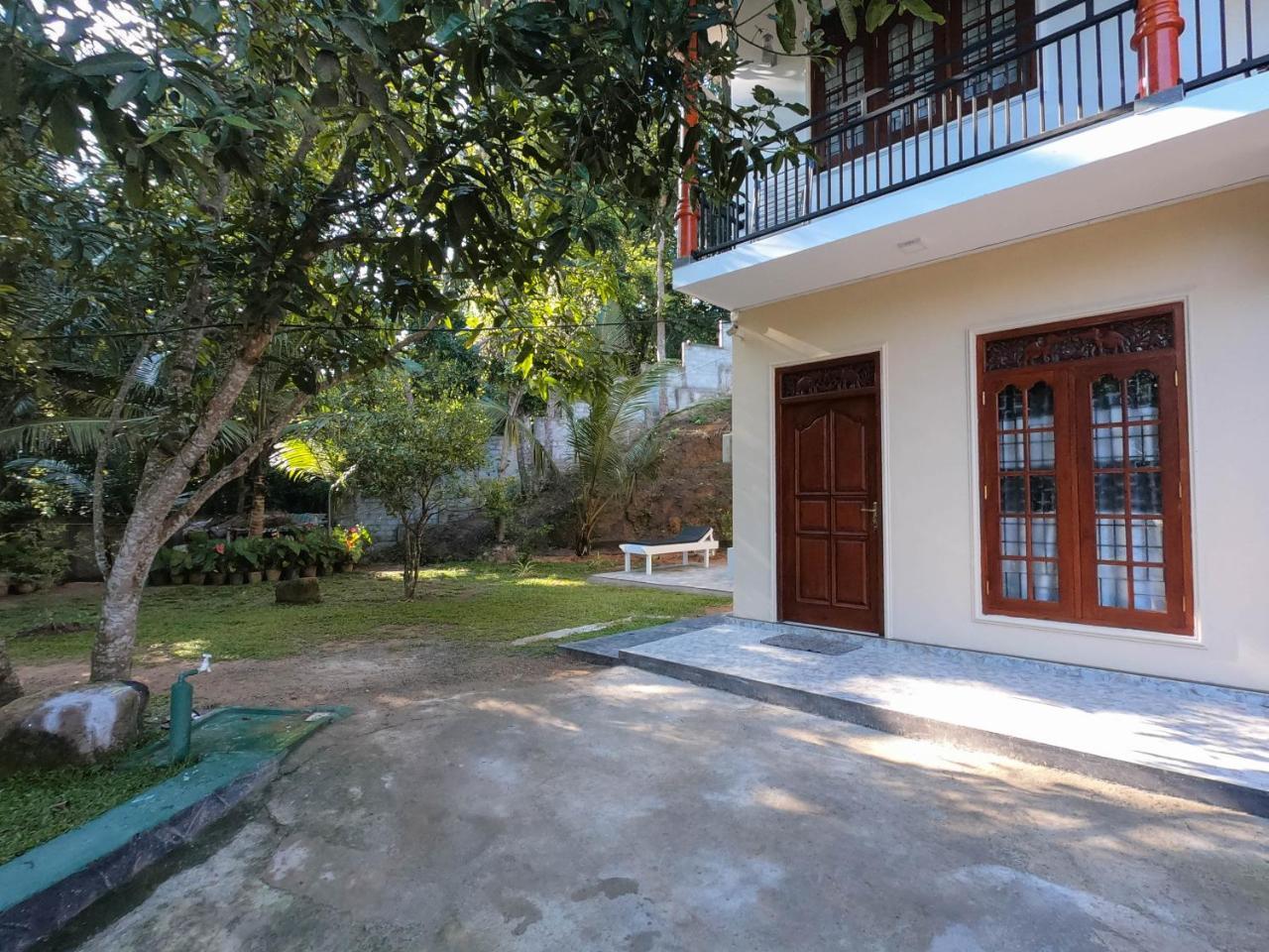 Villa Girilena 히카두와 외부 사진